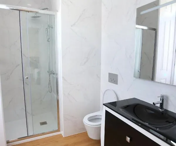 Glass Boutique - & לינה וארוחת בוקר מריניה גראנדה