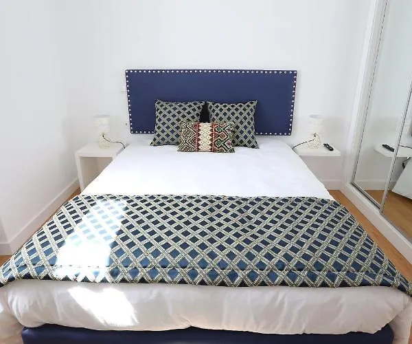 Glass Boutique - & מריניה גראנדה