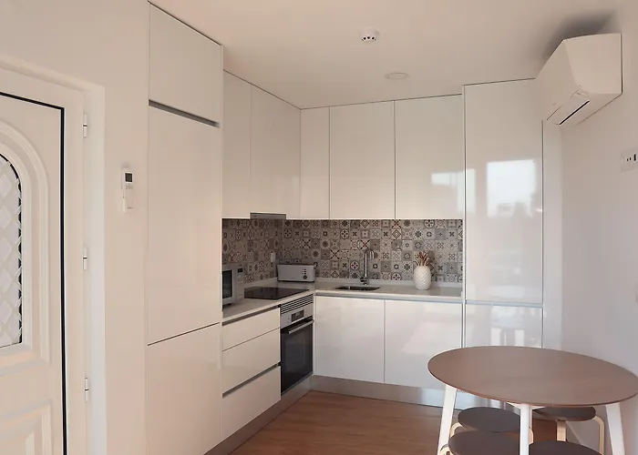 לינה וארוחת בוקר Glass Boutique - &