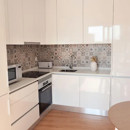 Alojamento de Acomodação e Pequeno-almoço Glass Boutique - & Marinha Grande